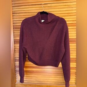 ARITIZIA CROPPED SWEATER